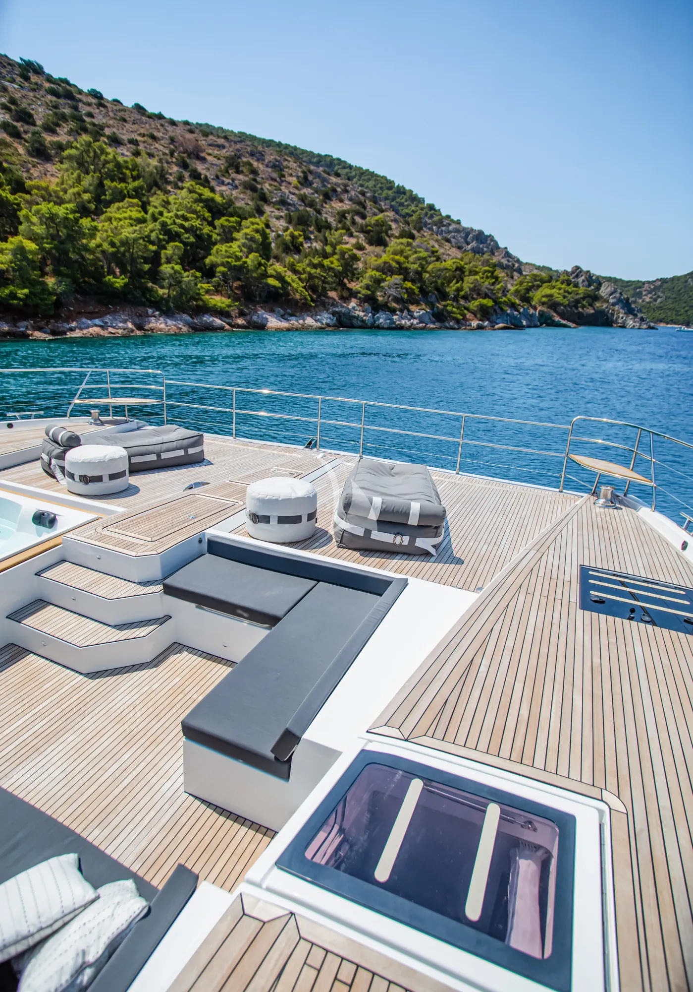 Crewed Power Catamaran CORE photo 7