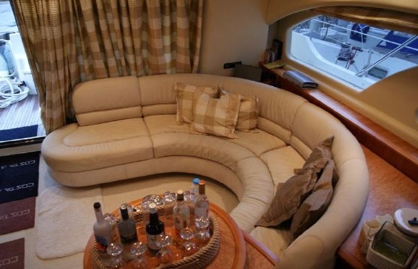 Luxury Crewed Motor Yacht COSTA MAR photo 3