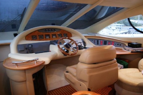 Luxury Crewed Motor Yacht COSTA MAR photo 5