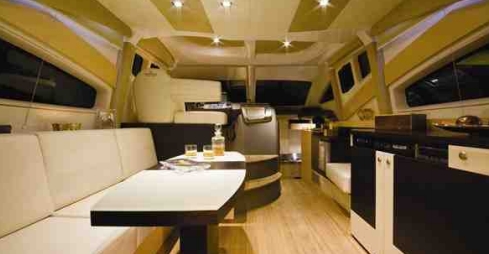 Crewed Motor Yacht Cranchi 43 photo 6