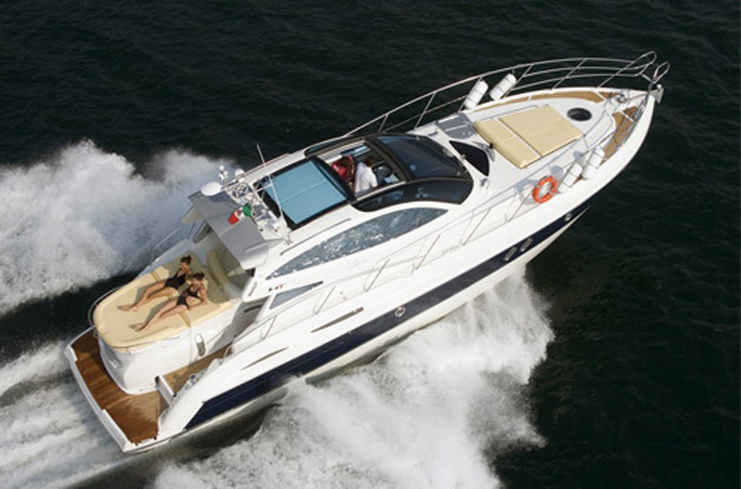 Crewed Motor Yacht Cranchi 47