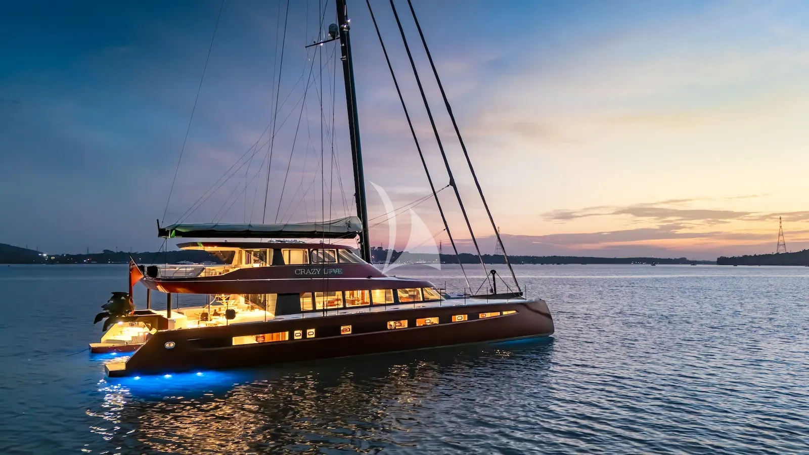 Luxury Crewed Catamaran CRAZY LOVE photo 8