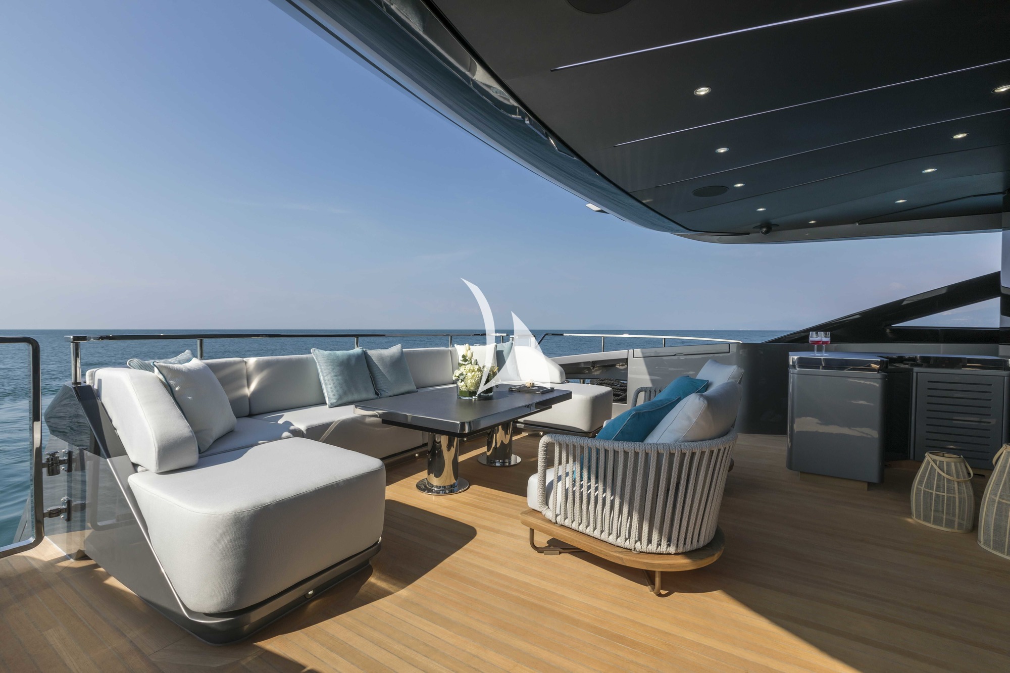 Luxury Motor Yacht CRAZY TOO photo 5