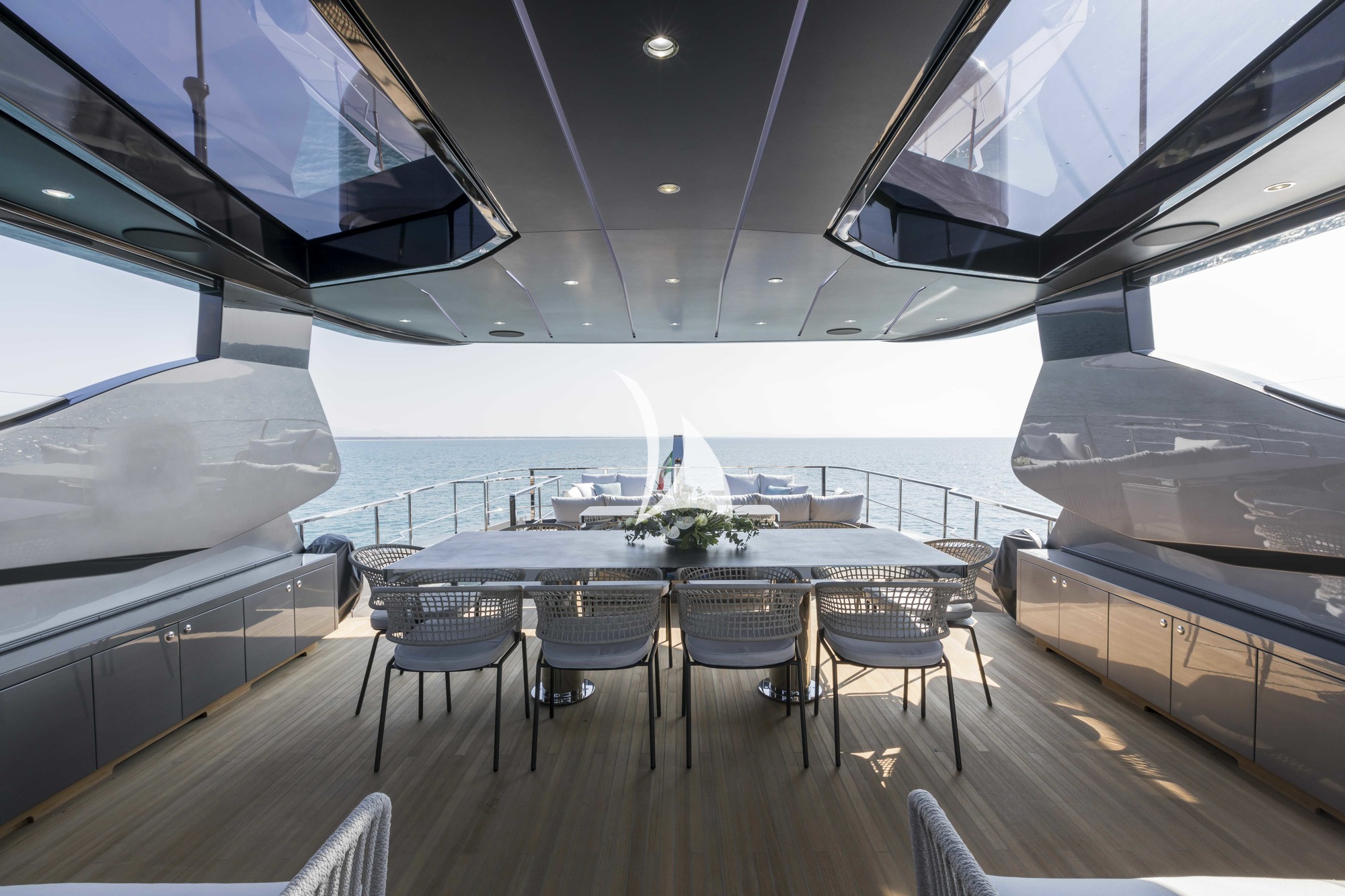 Luxury Motor Yacht CRAZY TOO photo 8