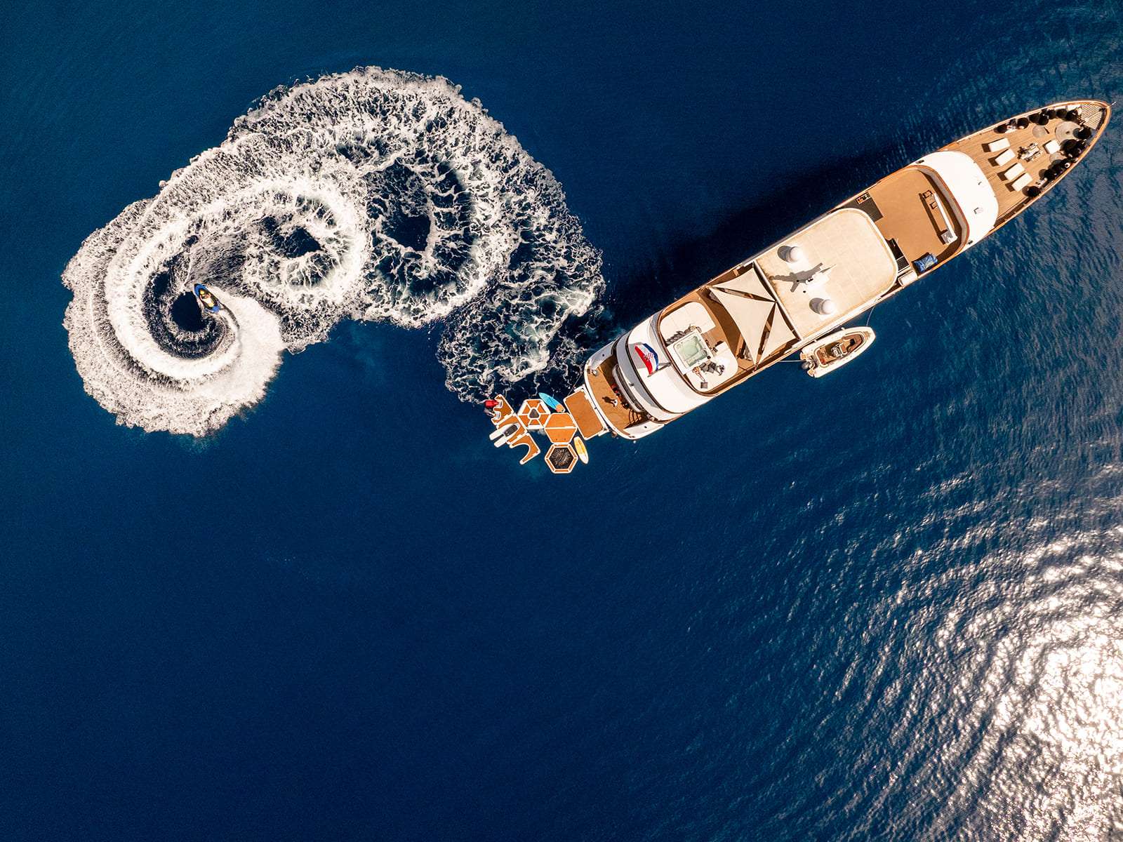 Crewed Motor Yacht CRISTAL photo 4