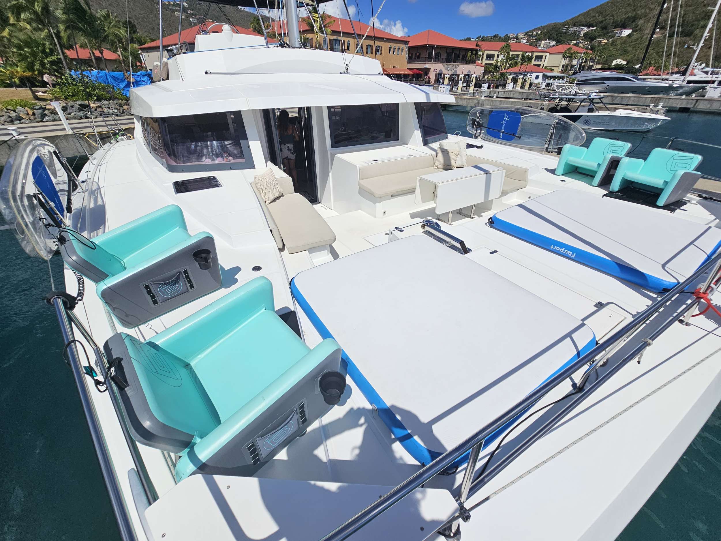 Luxury Crewed Catamaran CRYSTAL DREAMS photo 4
