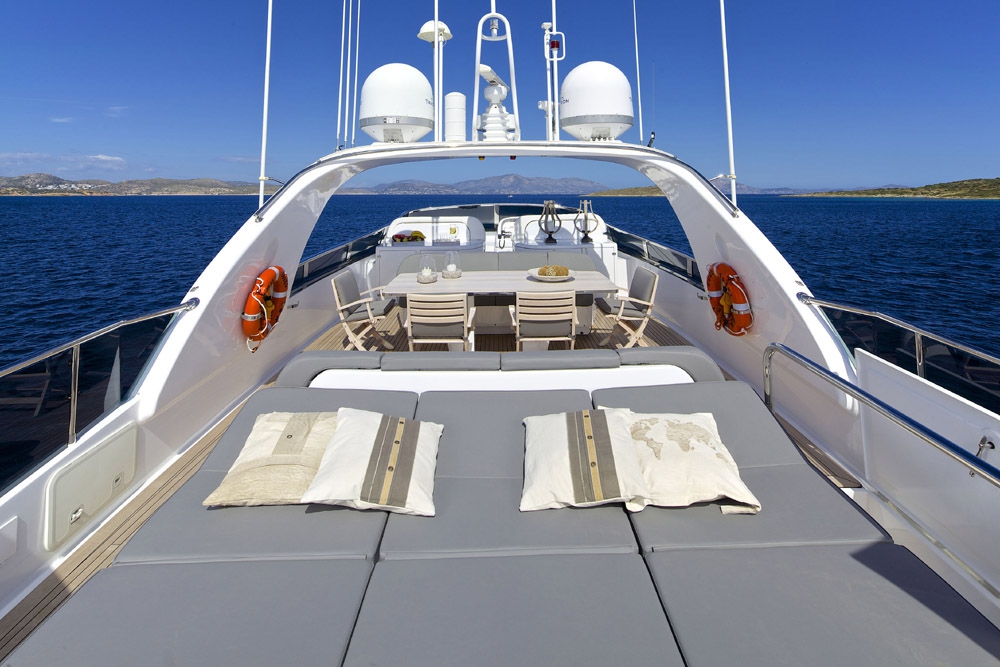 Luxury Crewed Motor Yacht CUDU photo 7