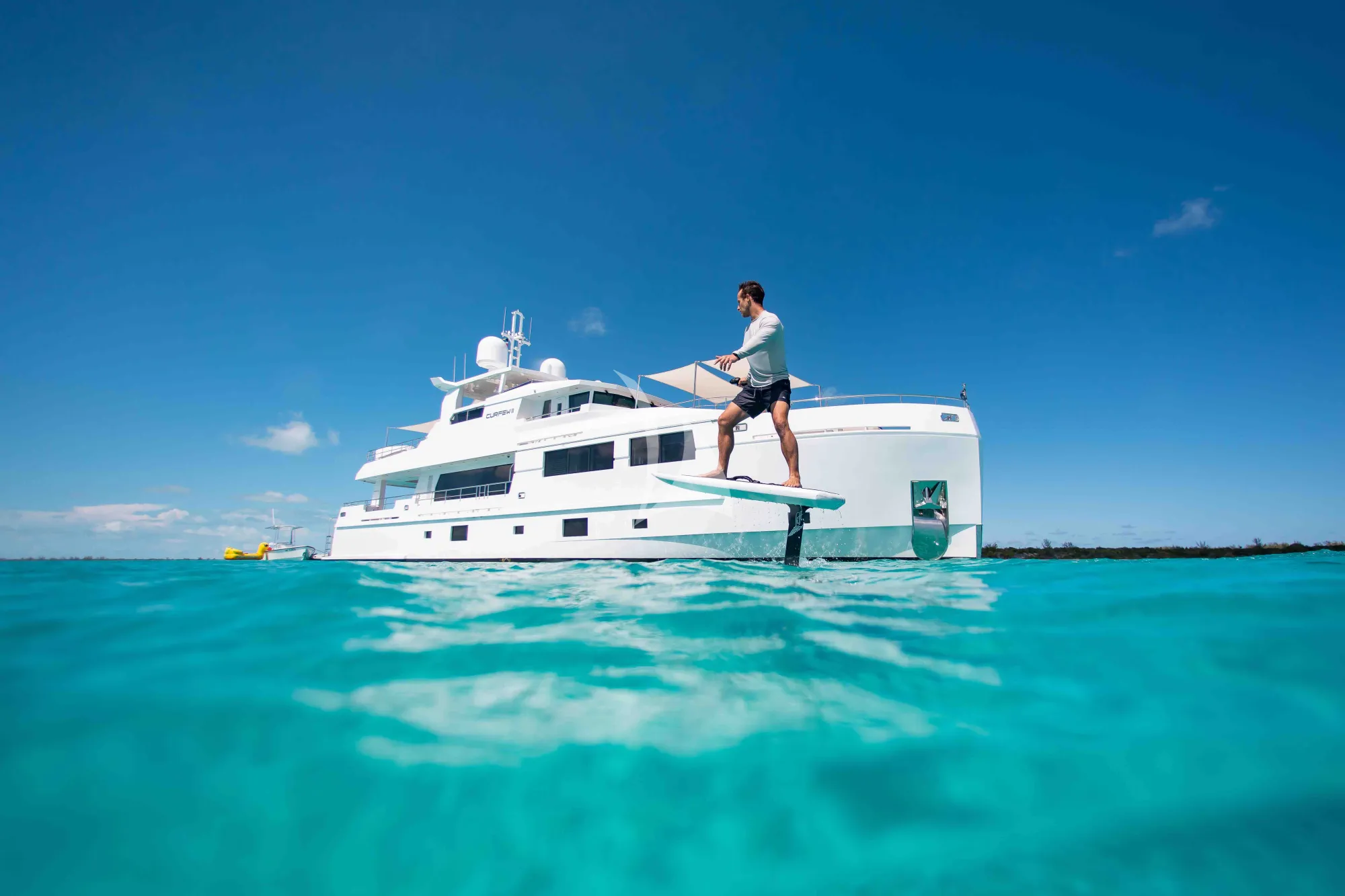 Luxury Crewed Motor Yacht CURFEW II photo 4