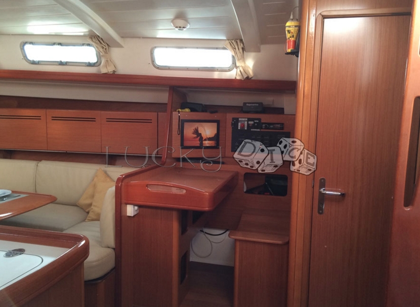 Bareboat Sailing Yacht Cyclades 50.5 photo 8