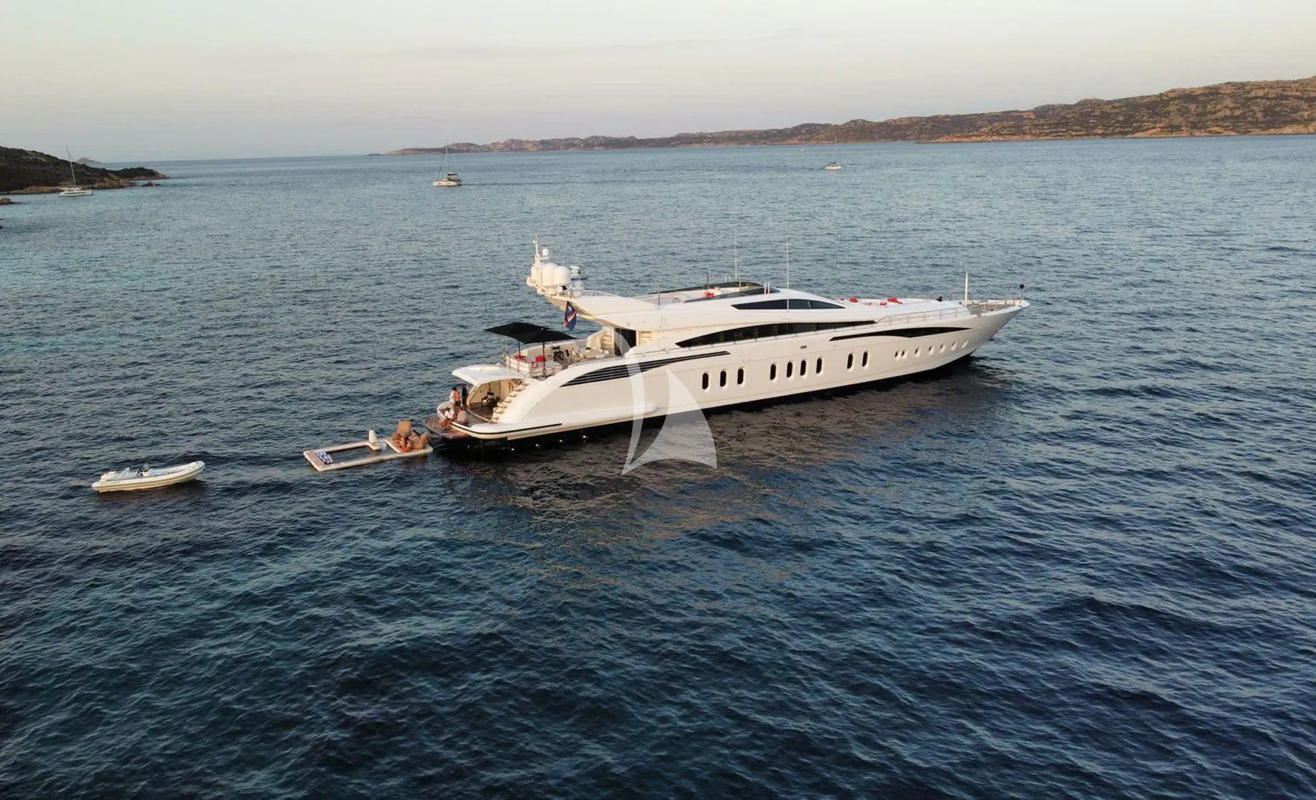 Luxury Crewed Motor Yacht D`ONE D photo 4