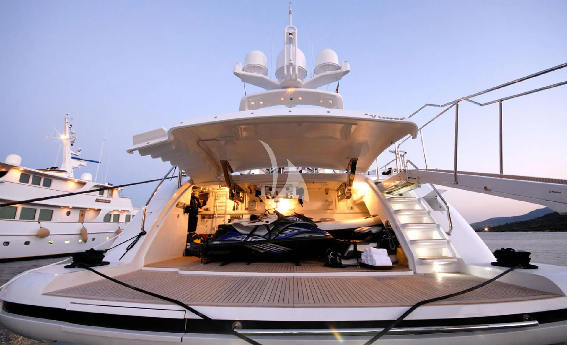 Luxury Crewed Motor Yacht D`ONE D photo 6