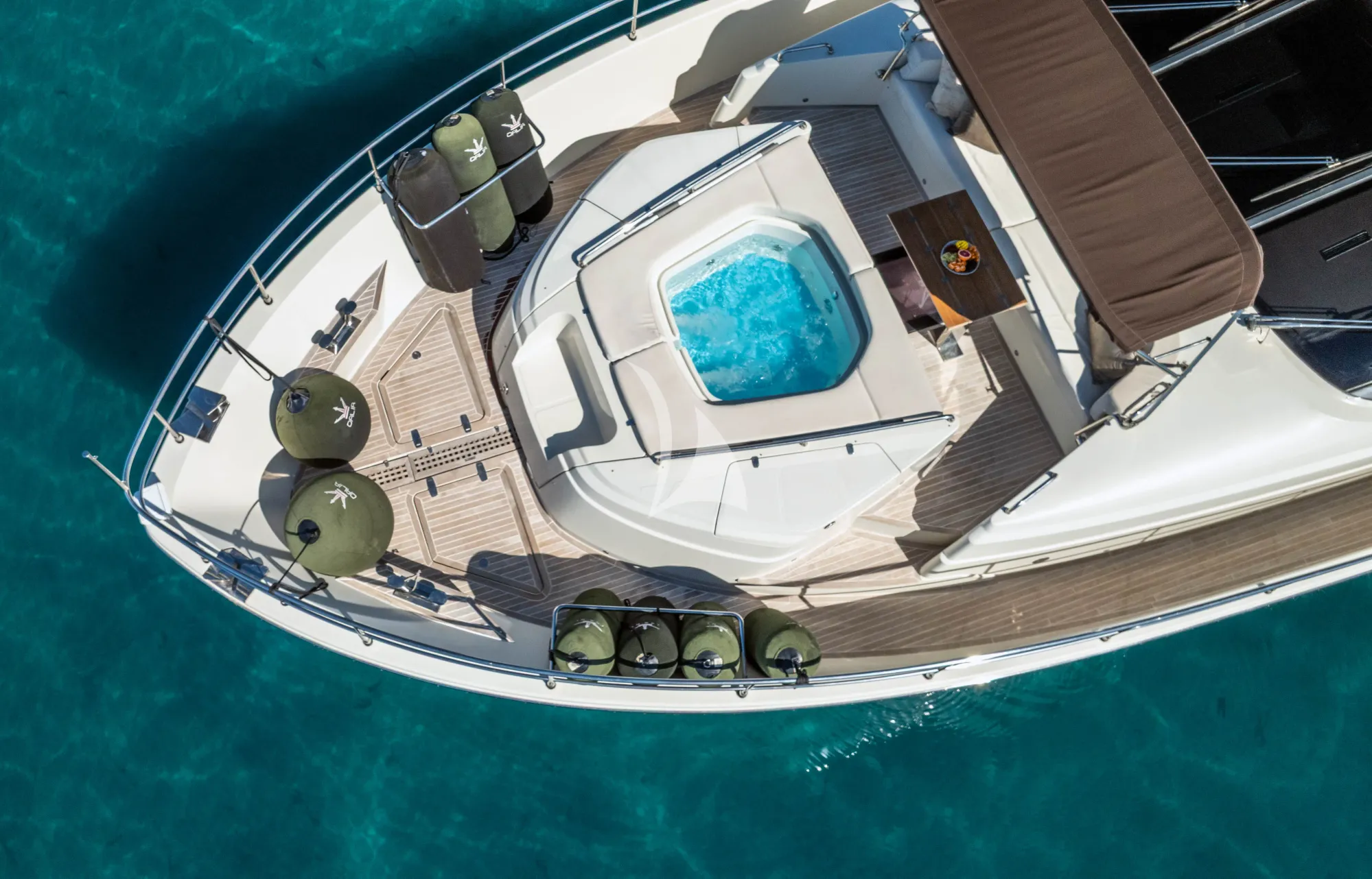 Crewed Motor Yacht DALIA photo 6