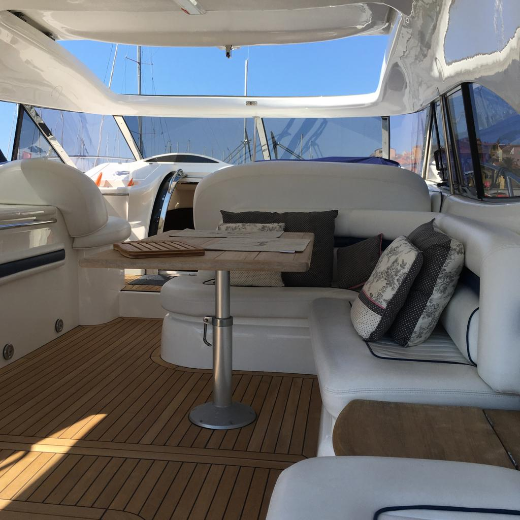 Crewed Motor Yacht DALILA photo 7