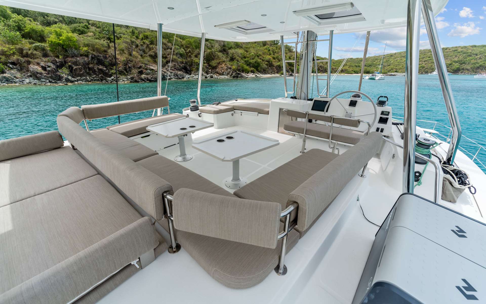 Crewed Catamaran DANTE photo 5