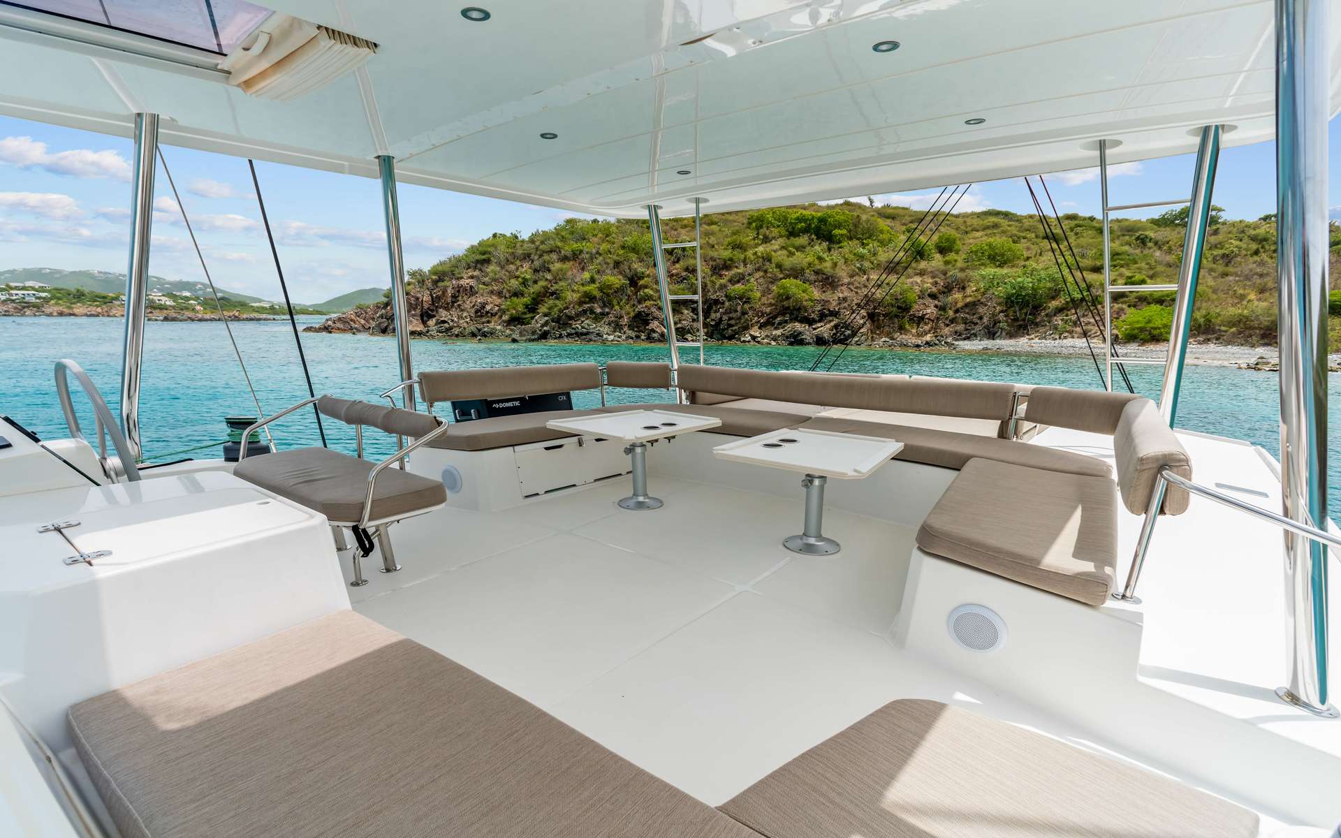 Crewed Catamaran DANTE photo 6