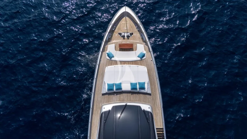 Luxury Crewed Motor Yacht DARK HORSE photo 5