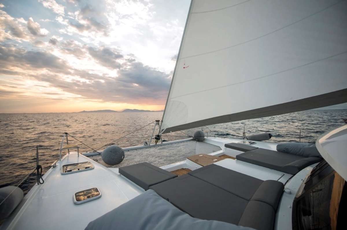Luxury Crewed Catamaran DAYDREAMS photo 5