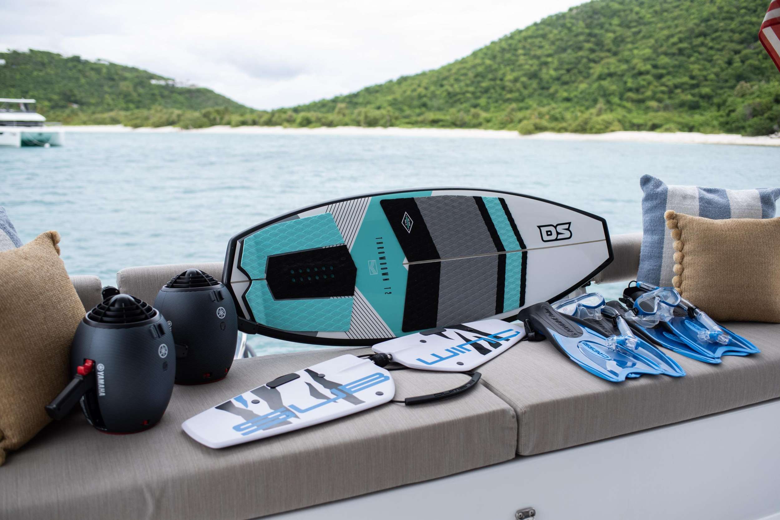 Crewed Catamaran DEBORAH ANNE photo 8