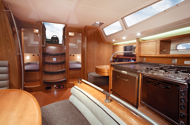 Bareboat Sailing Yacht DELPHIA 47 photo 8