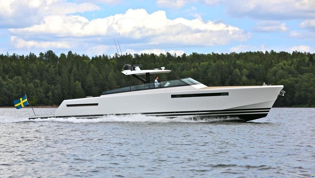 Crewed Motor Sailer Delta 60 photo 5