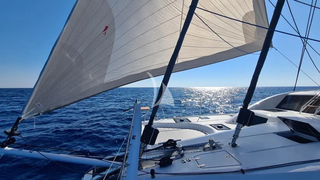 Crewed Catamaran DESTINATION UNKNOWN photo 6
