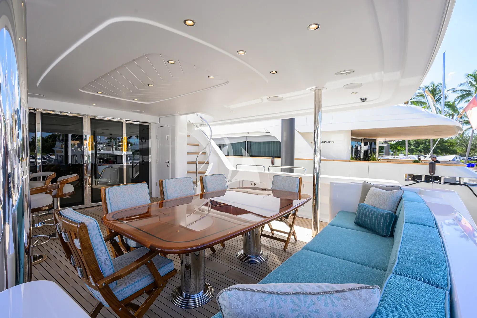 Crewed Motor Yacht DETERMINATION photo 3