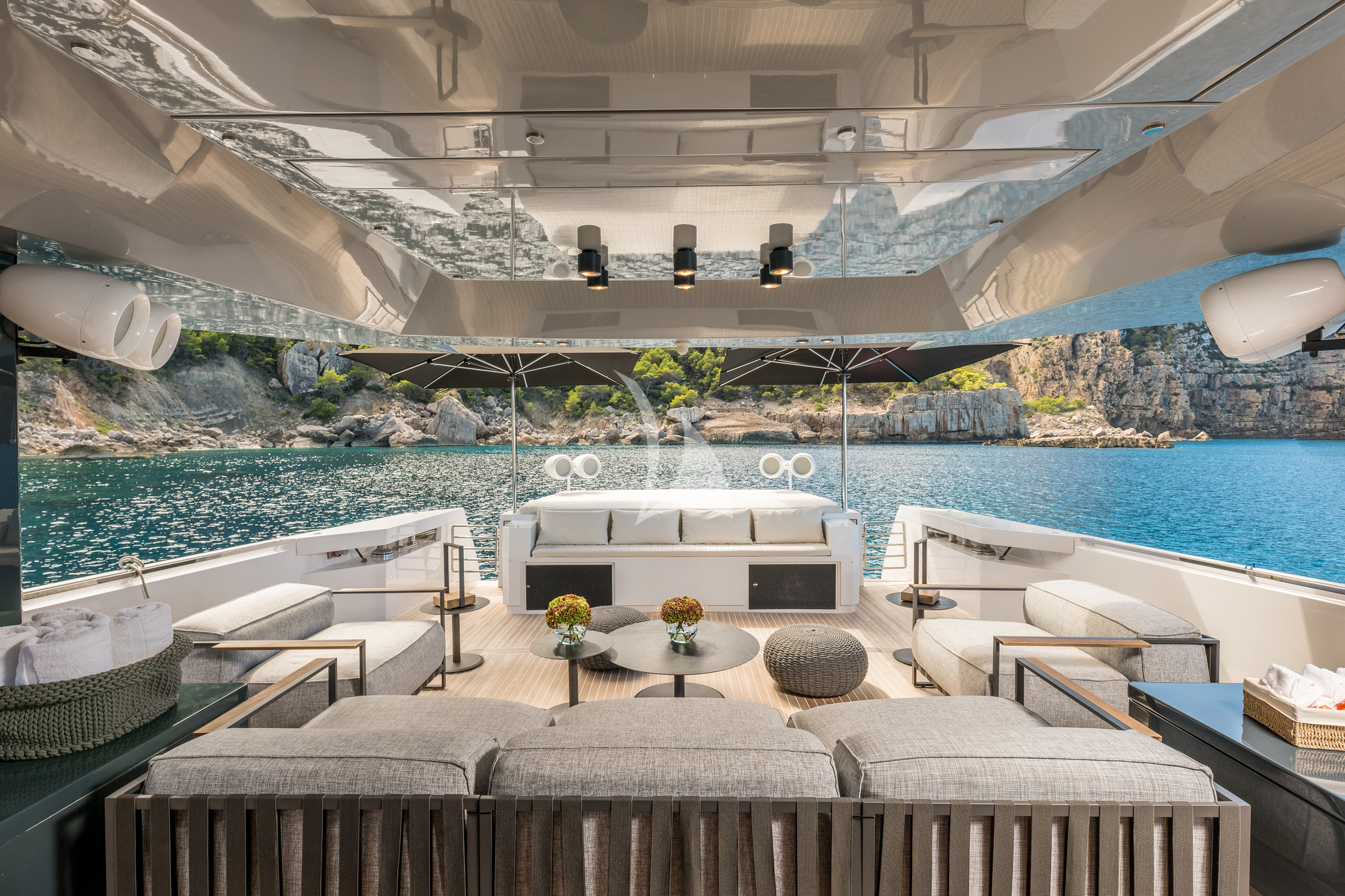 Crewed Motor Yacht DHAMMA II photo 6