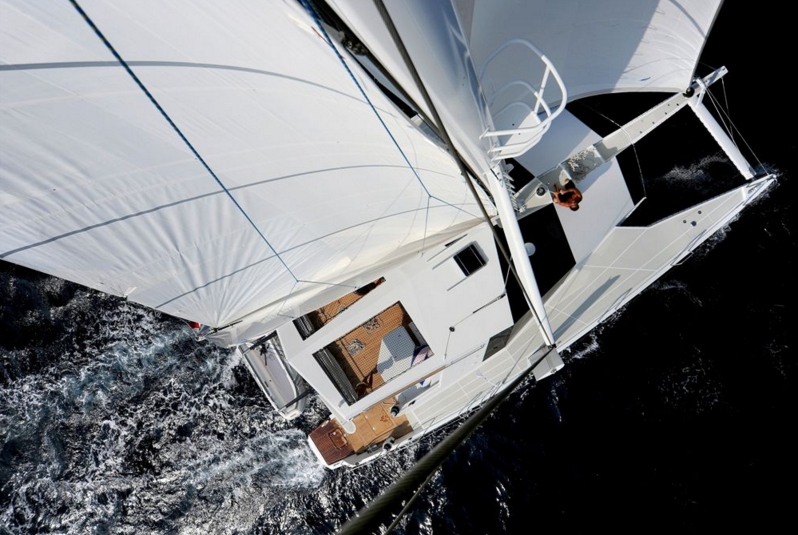 Bareboat Catamaran Diamante 555 photo 6