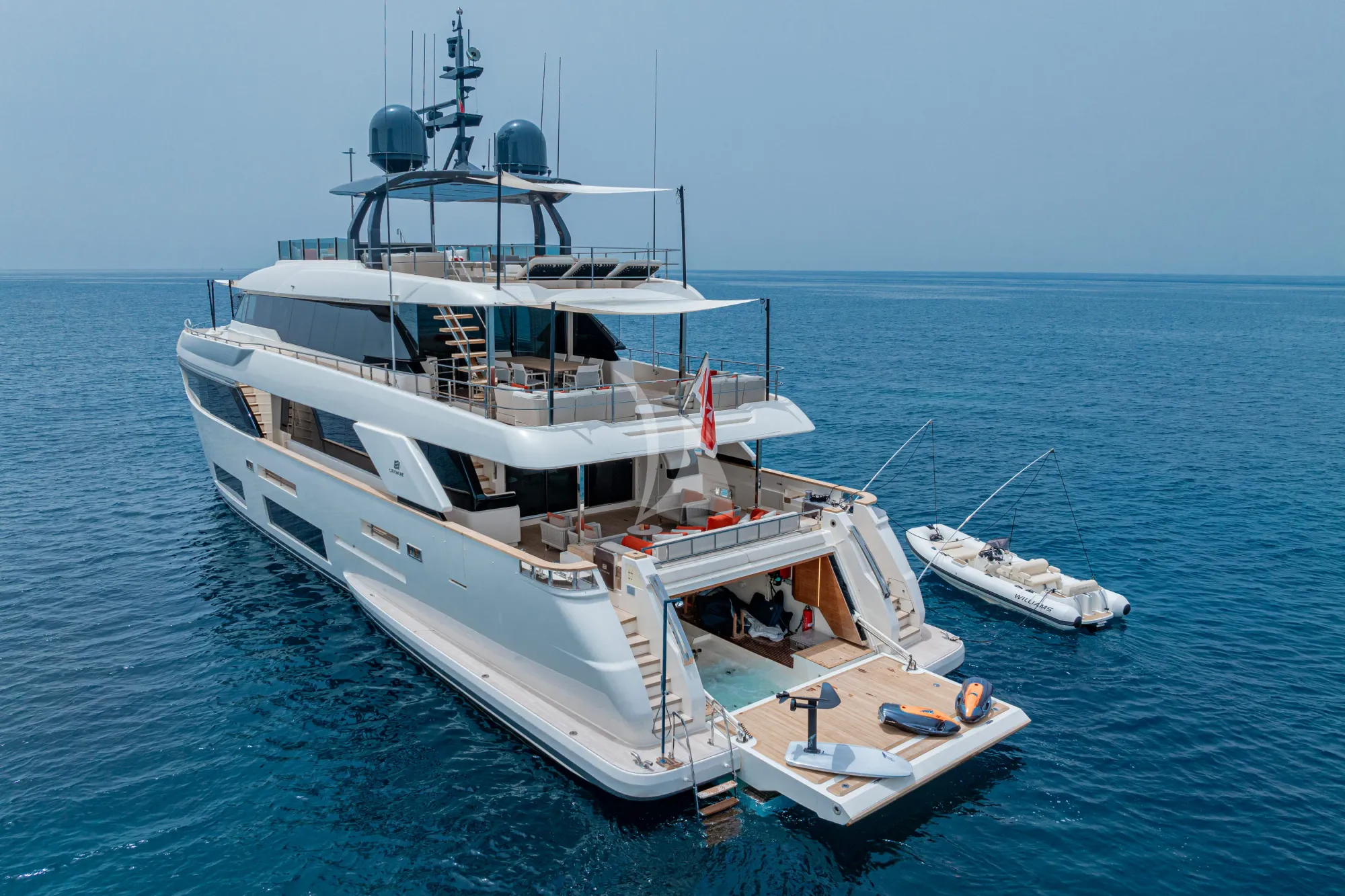 Luxury Crewed Motor Yacht DIANA II photo 4