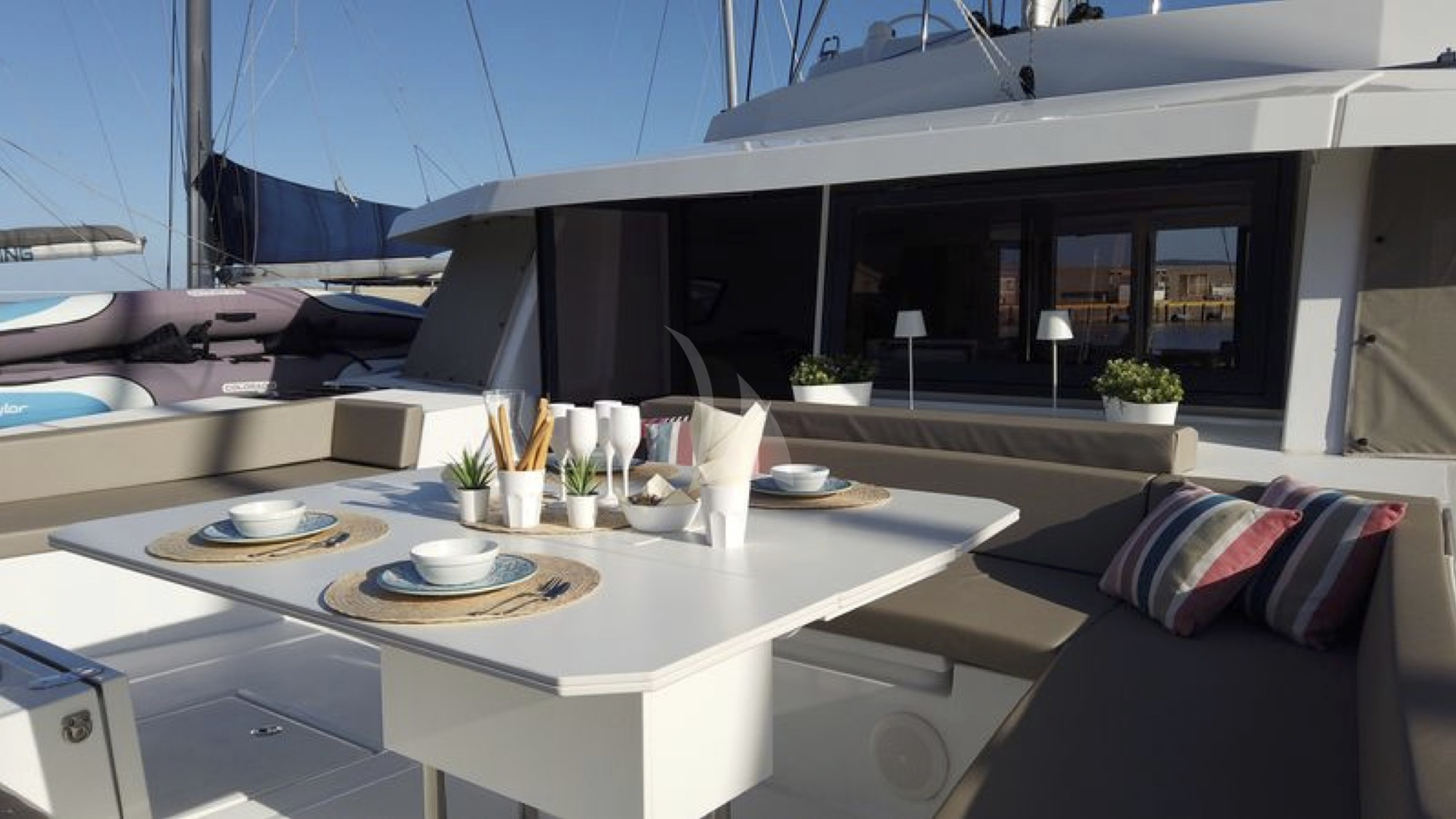 Crewed Catamaran DIDYMOS photo 6