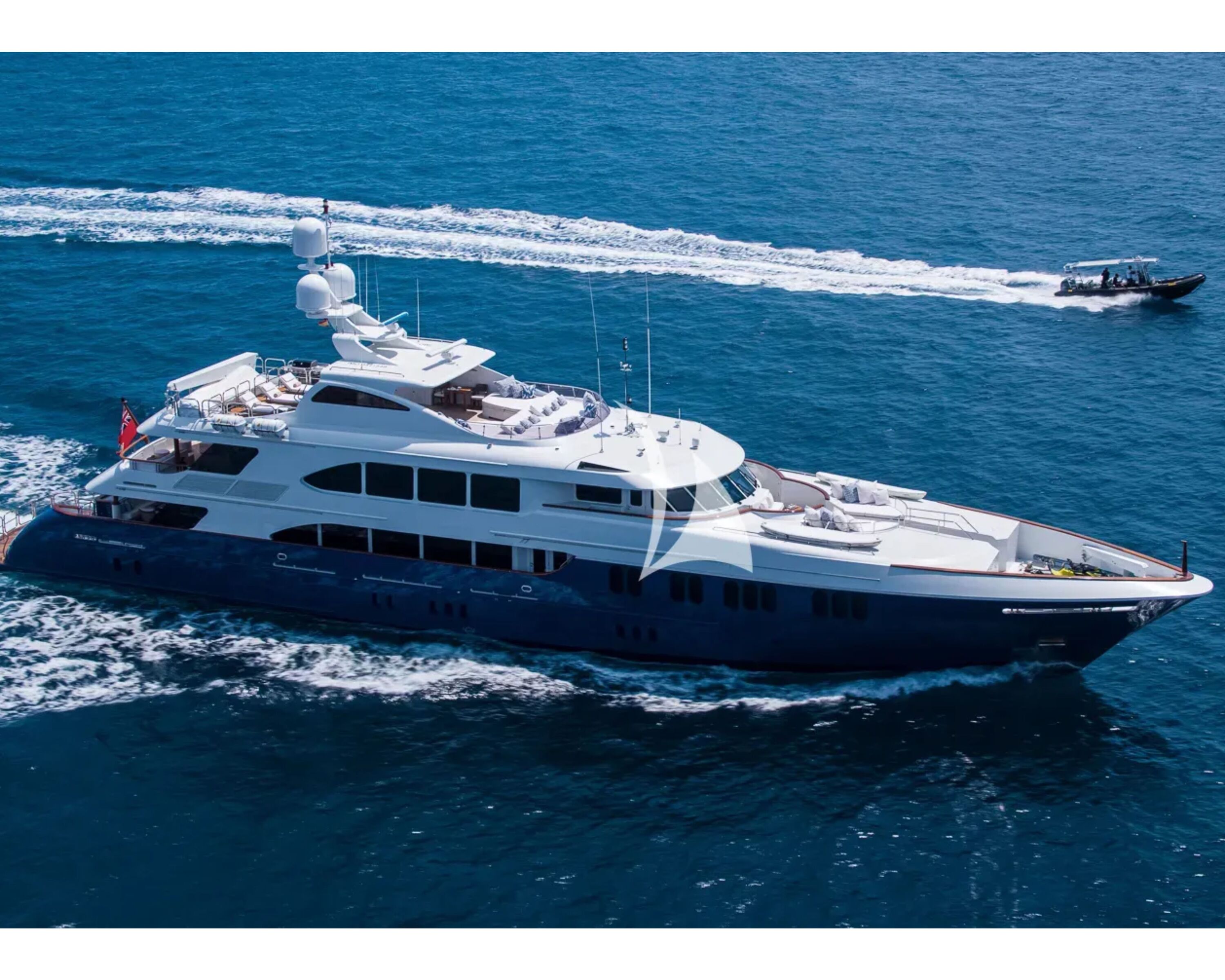 Luxury Crewed Motor Yacht DIRT POOR photo 3