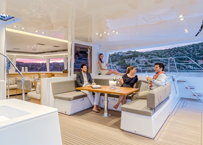 Luxury Crewed Catamaran DIVA photo 7