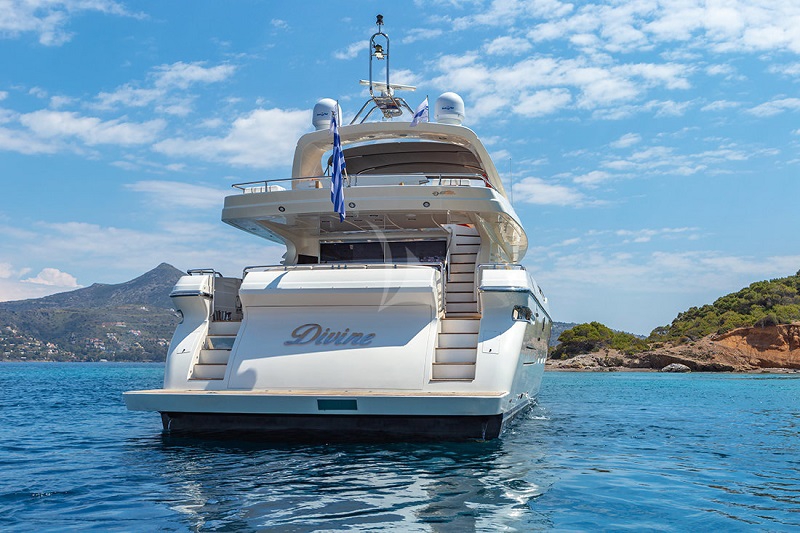 Luxury Crewed Motor Yacht DIVINE photo 5