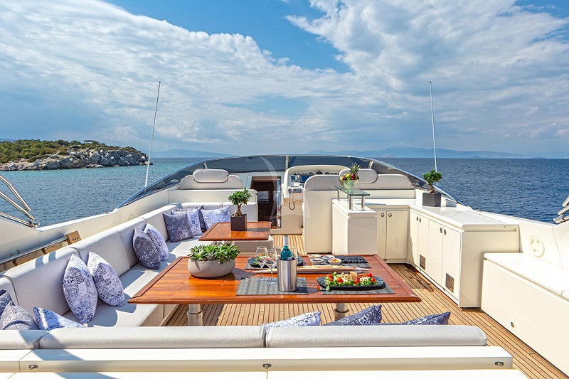 Luxury Crewed Motor Yacht DIVINE photo 6
