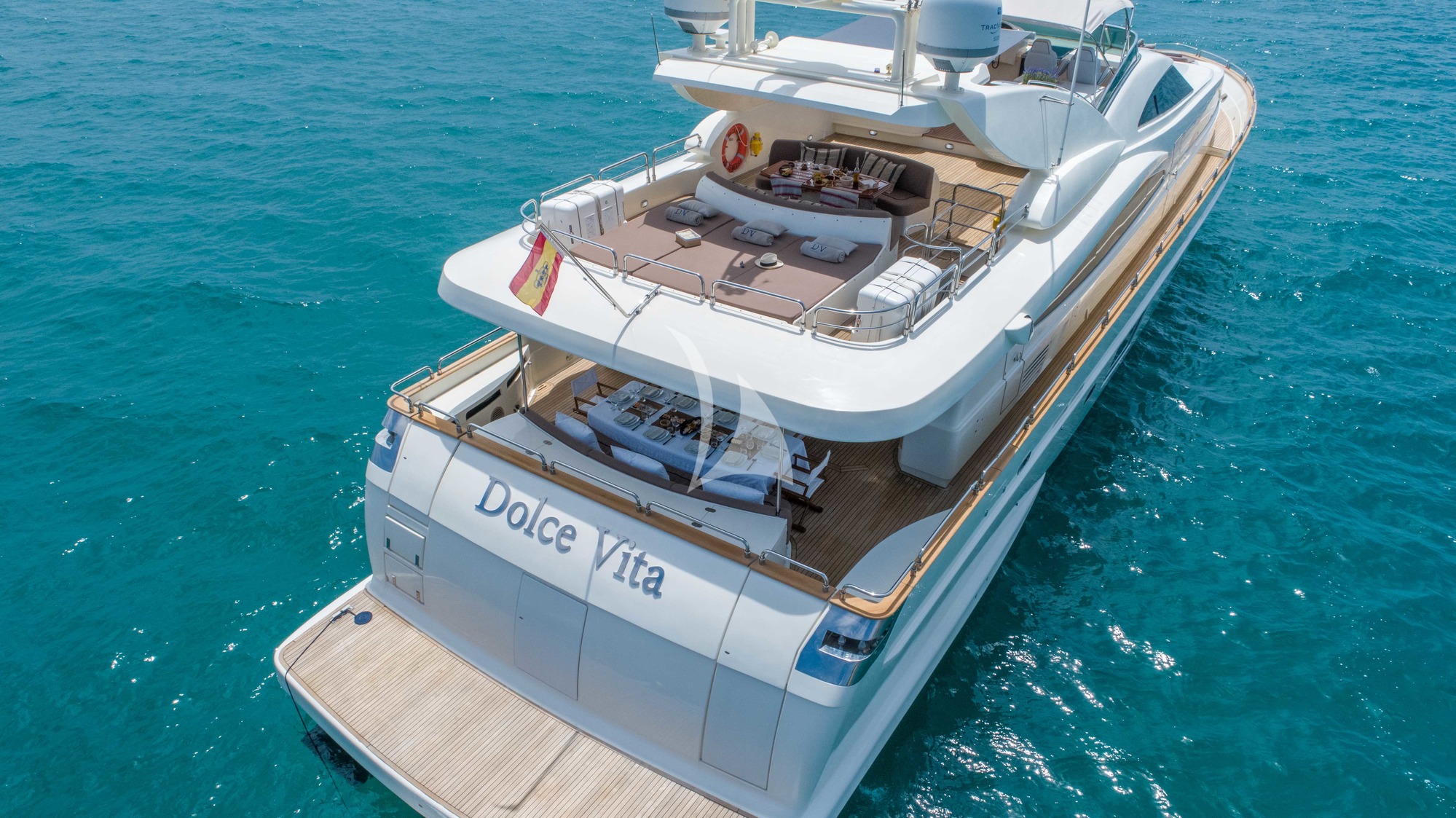 Crewed Motor Yacht DOLCE VITA IV photo 3