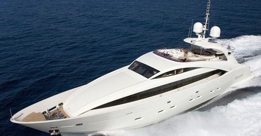 Luxury Crewed Motor Yacht DOLCEAQUA