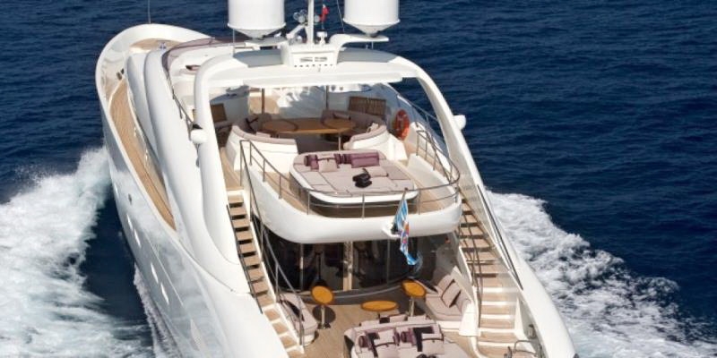 Luxury Crewed Motor Yacht DOLCEAQUA photo 4