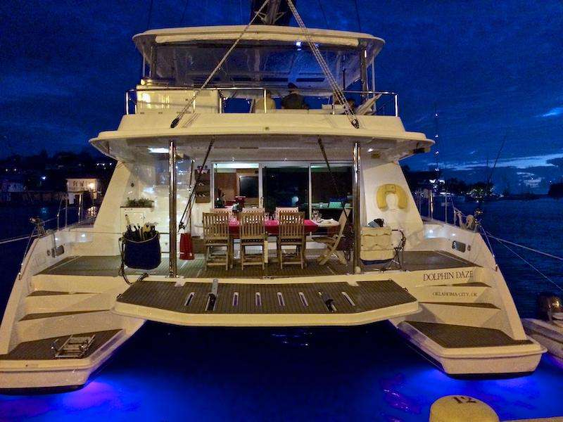 Luxury Crewed Catamaran DOLPHIN DAZE photo 4