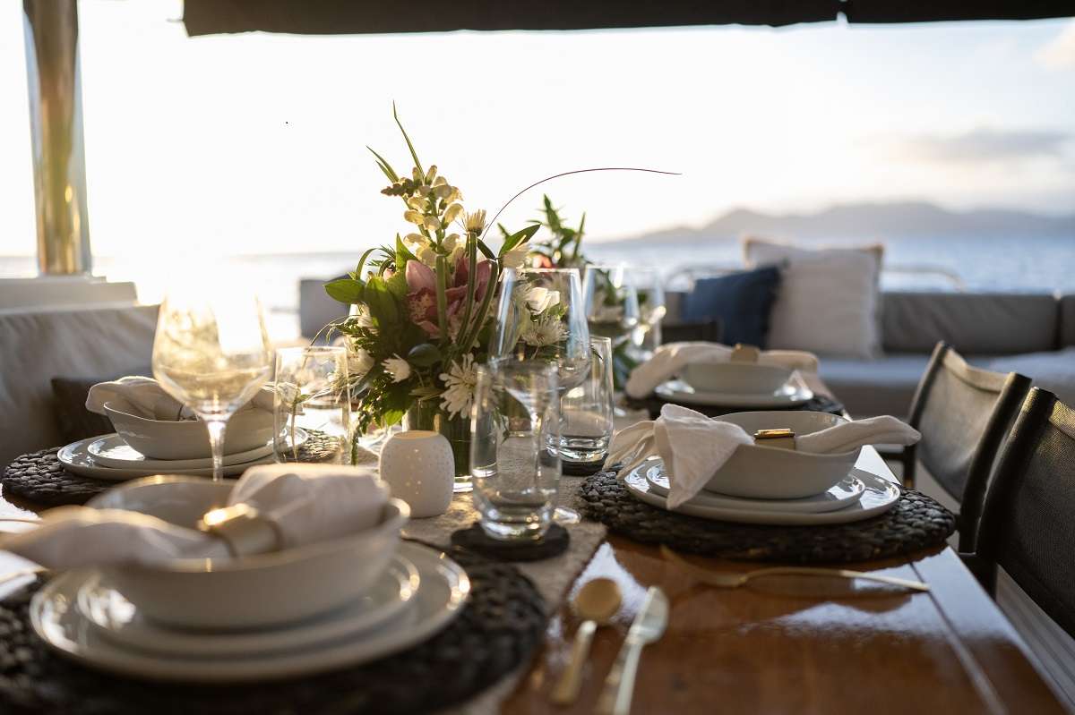 Crewed Catamaran DRAGONFLY photo 6