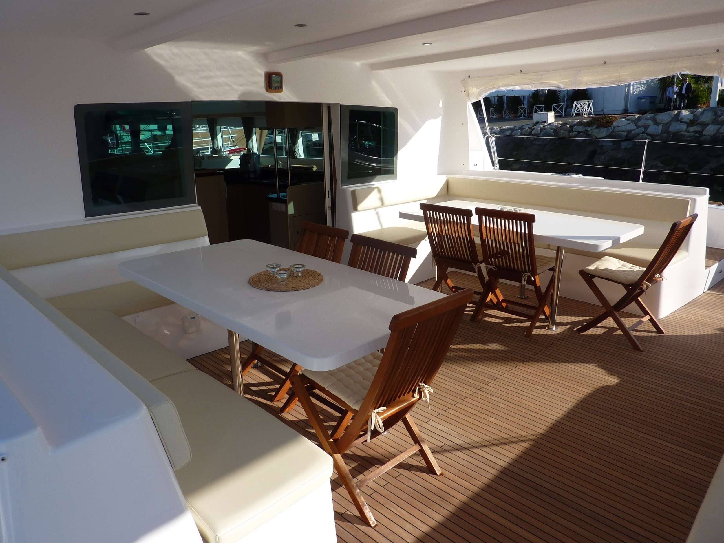 Luxury Crewed Catamaran DREAM 60: LITTRÉ & TAUCETI photo 6