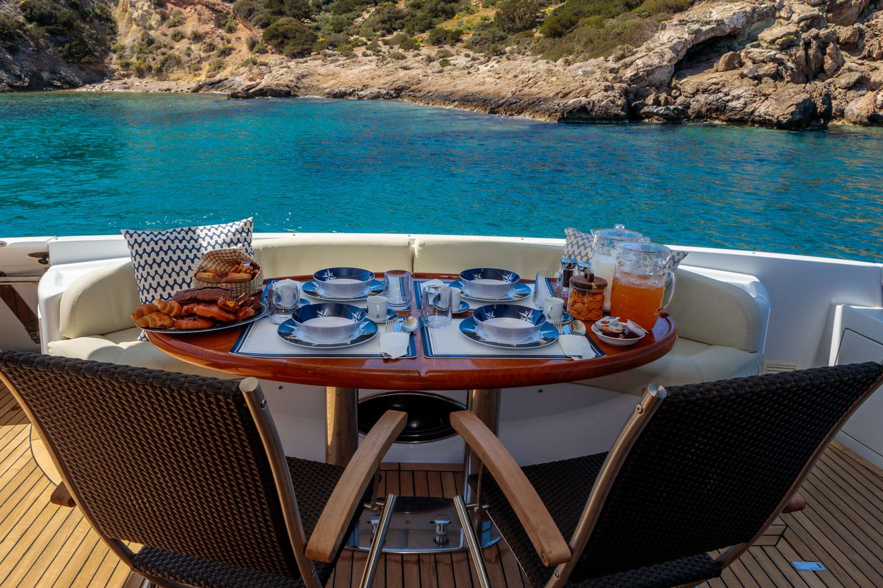 Crewed Motor Yacht DREAM photo 8