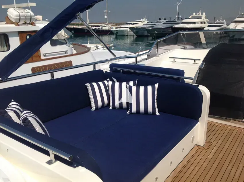 Crewed Motor Yacht DREAM B photo 7