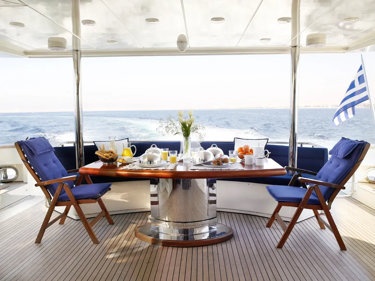 Crewed Motor Yacht DREAM B photo 8