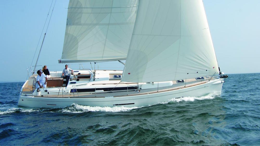 Bareboat Sailing Yacht Dufour 450
