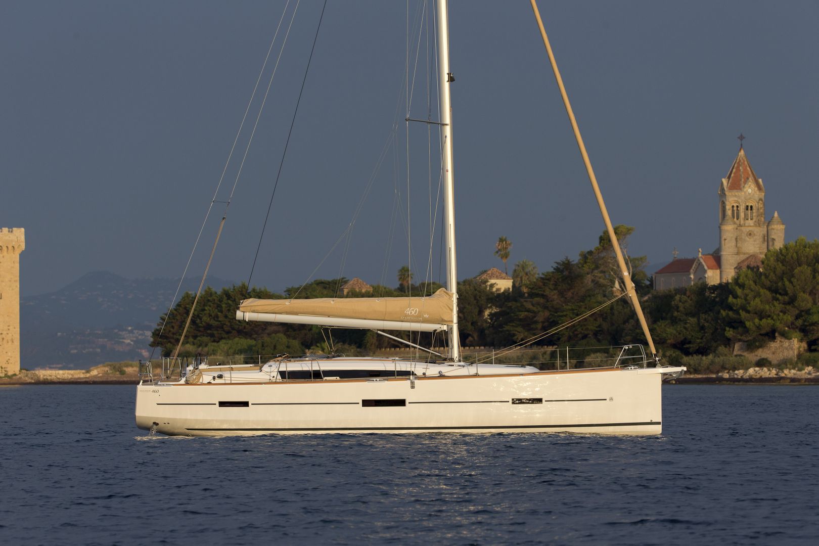 Bareboat Sailing Yacht Dufour 460 photo 4
