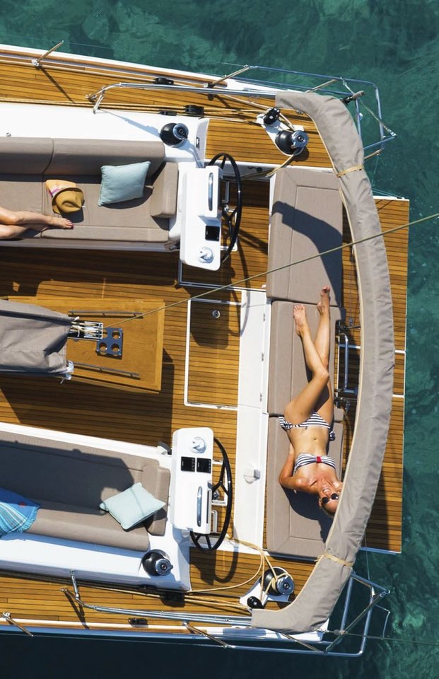 Bareboat Sailing Yacht Dufour 520 GL photo 4