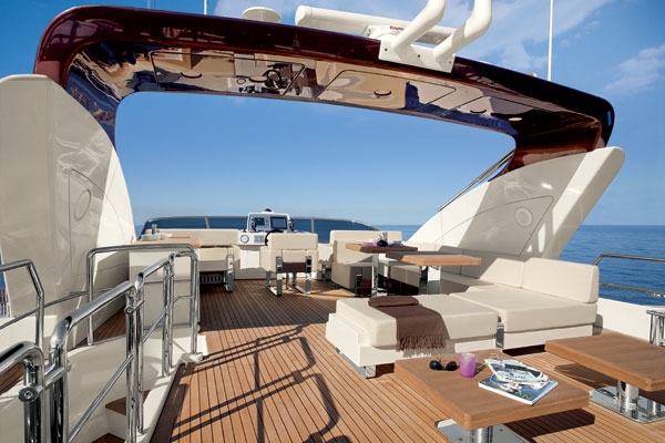 Luxury Crewed Motor Yacht DUKE photo 6