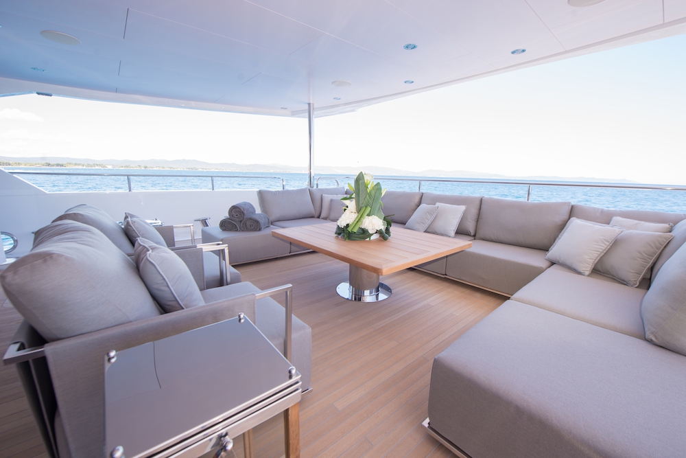 Luxury Crewed Motor Yacht E-MOTION photo 5