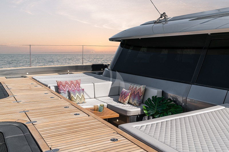 Luxury Crewed Catamaran E SUPERCAT photo 4