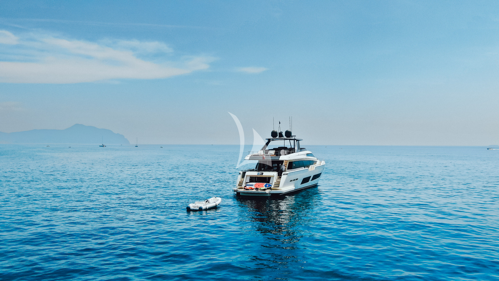 Crewed Motor Yacht E3 photo 6